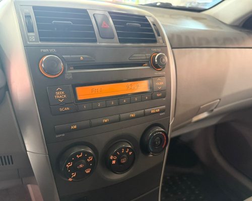 369640-toyota-corolla-20250513181747499963
