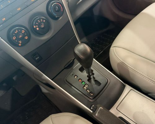 369640-toyota-corolla-20250513181747577315
