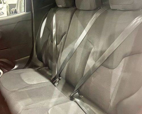 369664-jeep-renegade-20250611163945746475