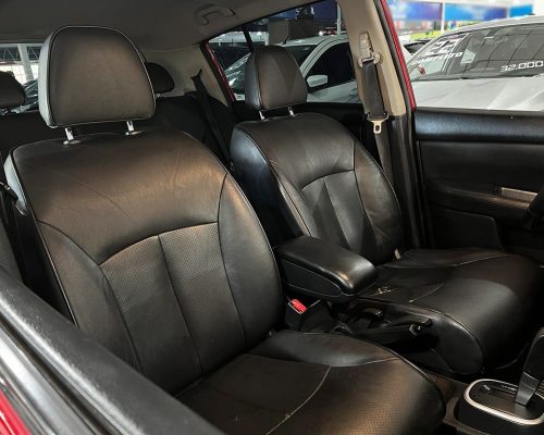 369903-nissan-tiida-20250515083640970541