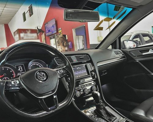 369979-volkswagen-golf-20250515134144514444