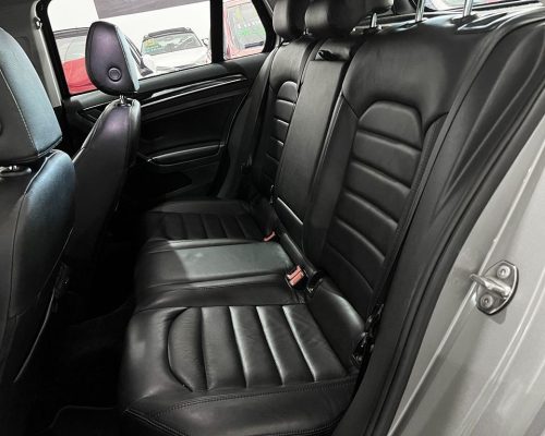 369979-volkswagen-golf-20250515134144766756