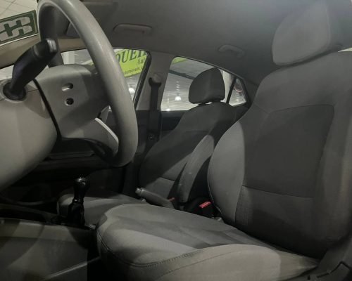 370420-hyundai-hb20s-20250517121916993968