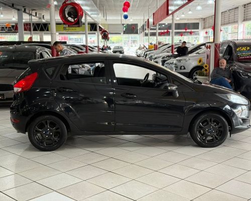 370492-ford-fiesta-20250518143336682766