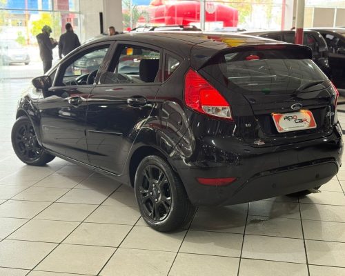 370492-ford-fiesta-20250518143337245060