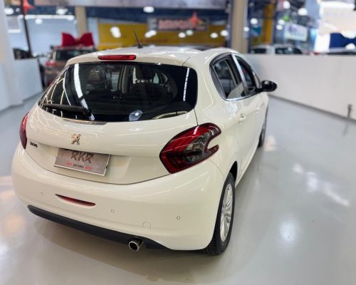 370568-peugeot-208-20250528162242757322