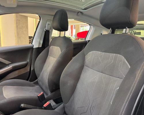 370568-peugeot-208-20250528162311997877