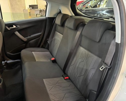 370568-peugeot-208-20250528162315009431