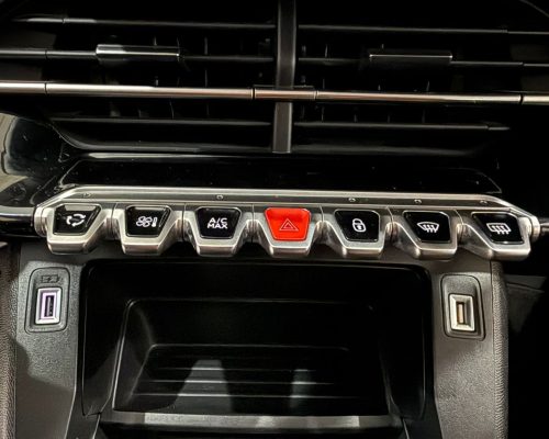 370741-peugeot-208-20250520113407030304