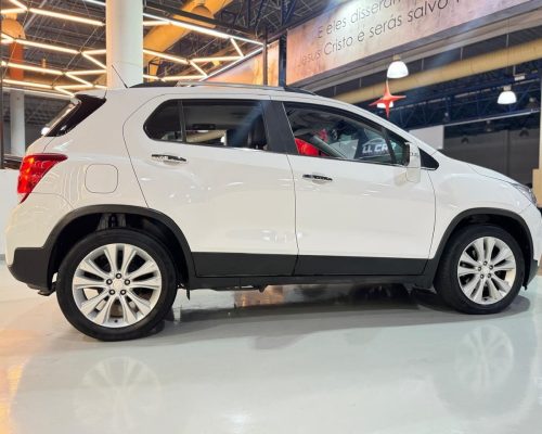 370995-chevrolet-tracker-20250627195739145637
