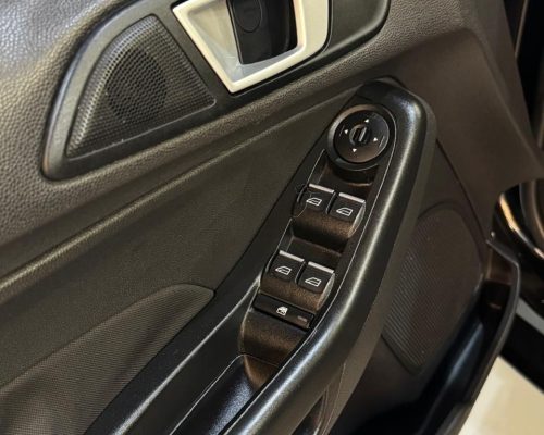 371849-ford-fiesta-20250610172820284064