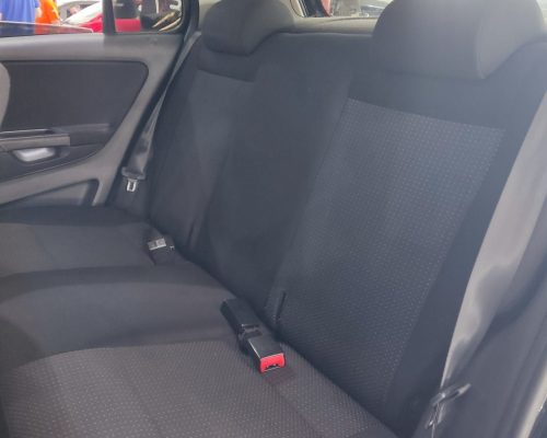 371903-volkswagen-fox-20250526173346860234