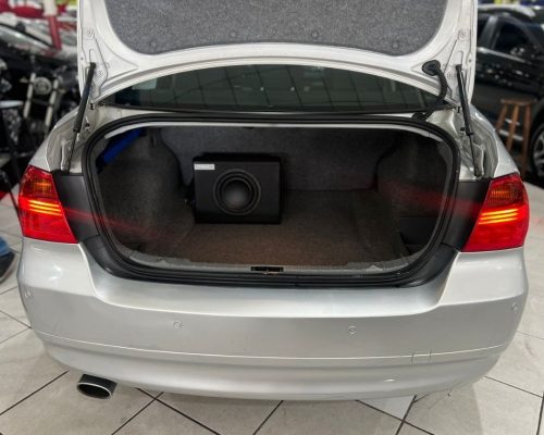 372425-bmw-320i-20250529134110288784