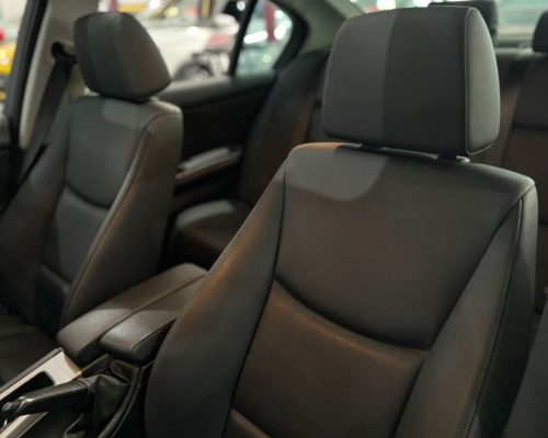 372425-bmw-320i-20250529134110740633