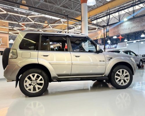 372632-mitsubishi-pajero-tr4-20250606182950716495