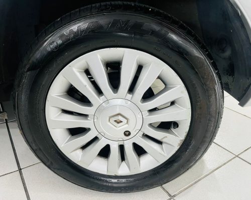372693-renault-sandero-20250530154028573995