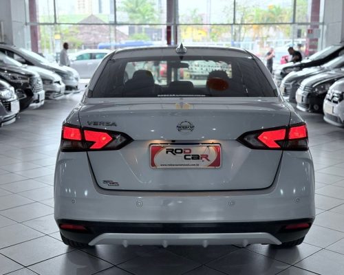 373827-nissan-versa-20250605111536559533