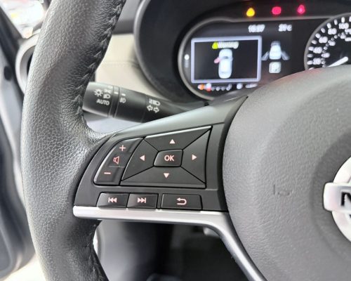 373827-nissan-versa-20250605111537100252