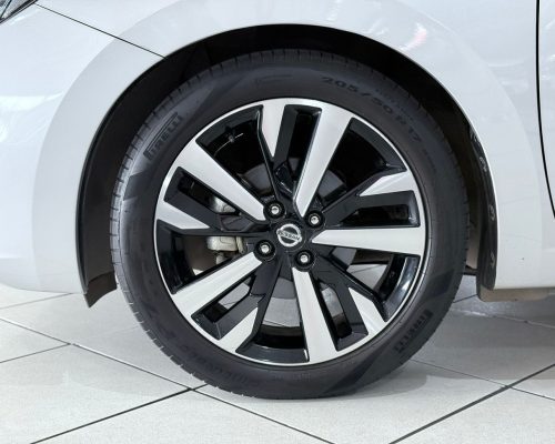 373827-nissan-versa-20250605111538793728