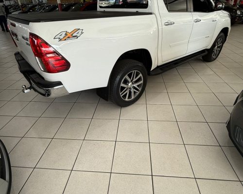375230-toyota-hilux-20250613112337210674