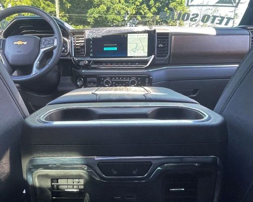 375325-chevrolet-silverado-20250613164811752535