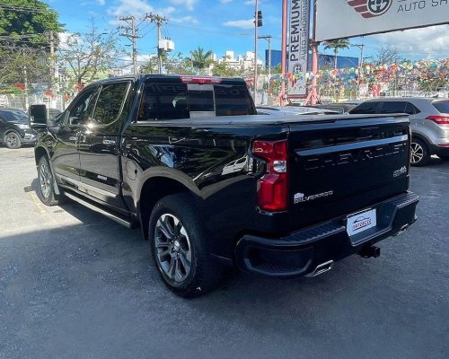 375325-chevrolet-silverado-20250613164812938636