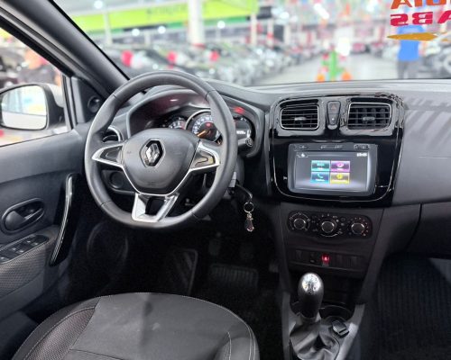 375902-renault-logan-20250617181816067871