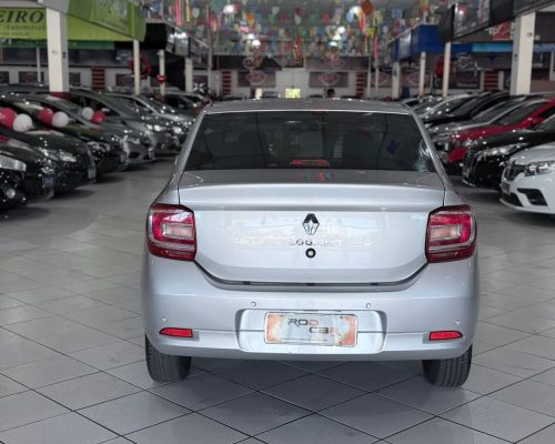 375902-renault-logan-20250617181817680179