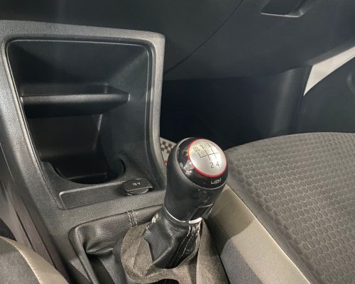 376279-volkswagen-cross-up-20250620115121667345
