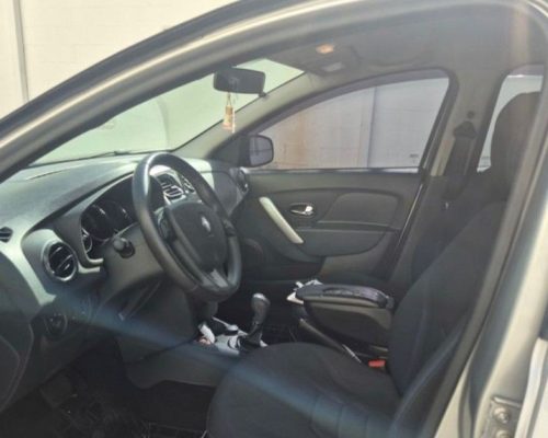 376354-renault-sandero-20250620150310974677