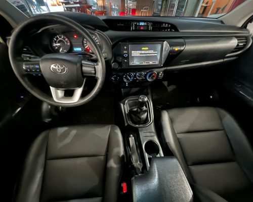 376673-toyota-hilux-20250623172237927380