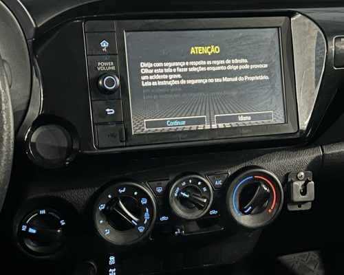 376673-toyota-hilux-20250623172238205386