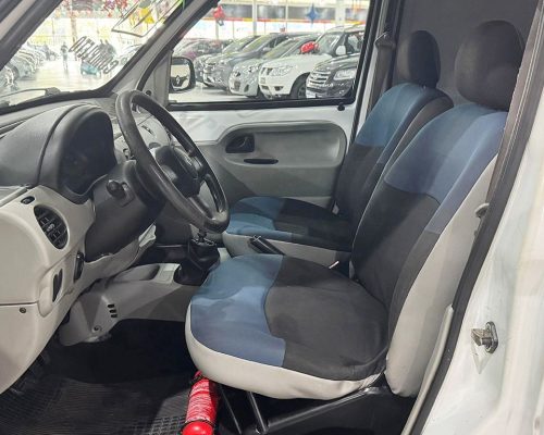 377889-renault-kangoo-20250701074921240250