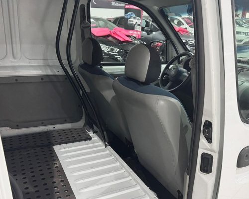 377889-renault-kangoo-20250701074922093290