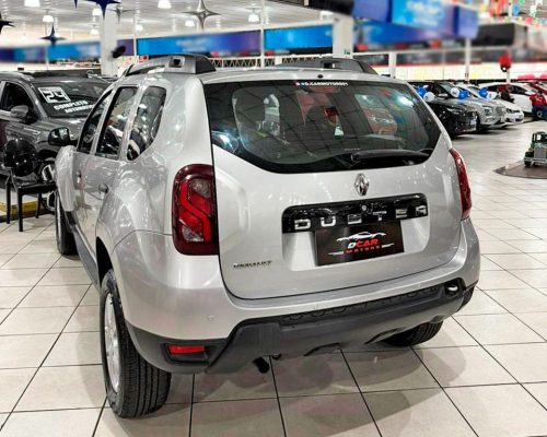 378698-renault-duster-20250703181511068274