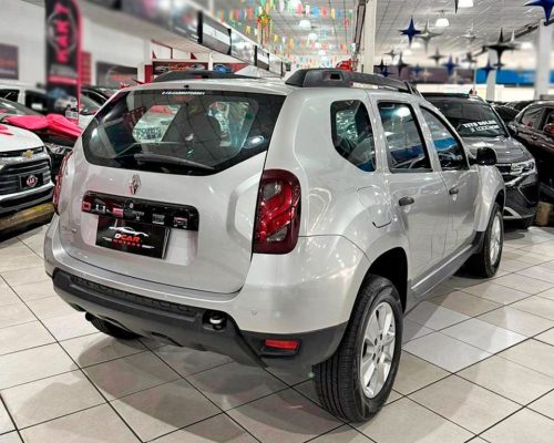 378698-renault-duster-20250703181511177412